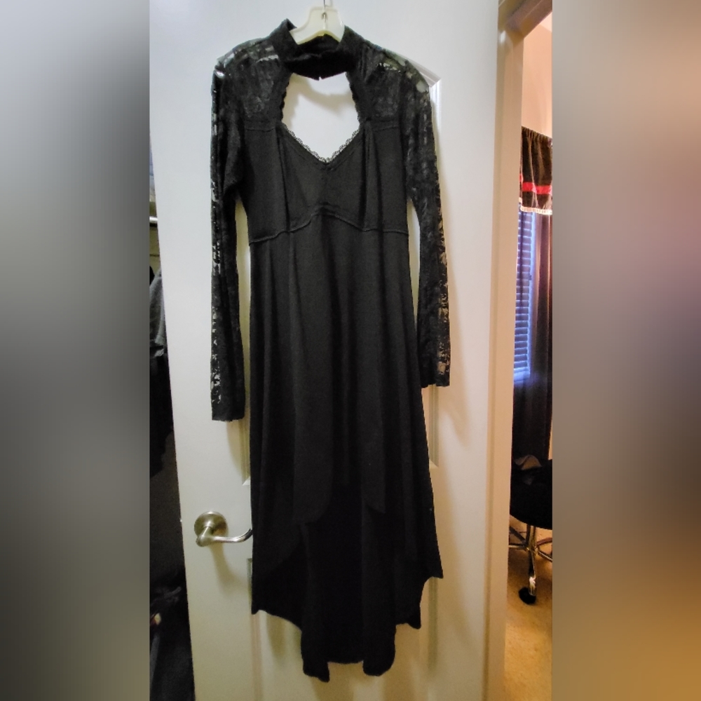 Gothic Gown with high front and train in the back. Size Med fits more large.